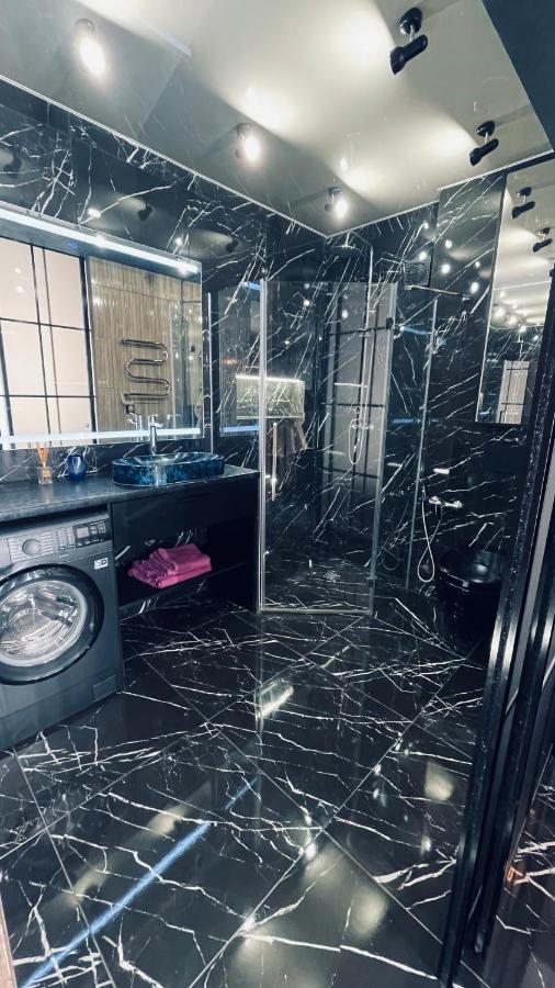 Luxury Design Apartments In The Center Of Kiev Экстерьер фото