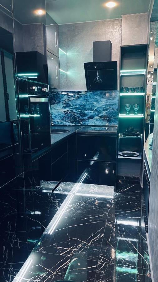 Luxury Design Apartments In The Center Of Kiev Экстерьер фото