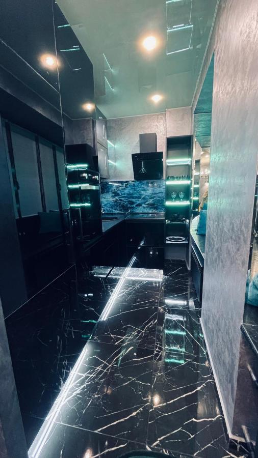 Luxury Design Apartments In The Center Of Kiev Экстерьер фото