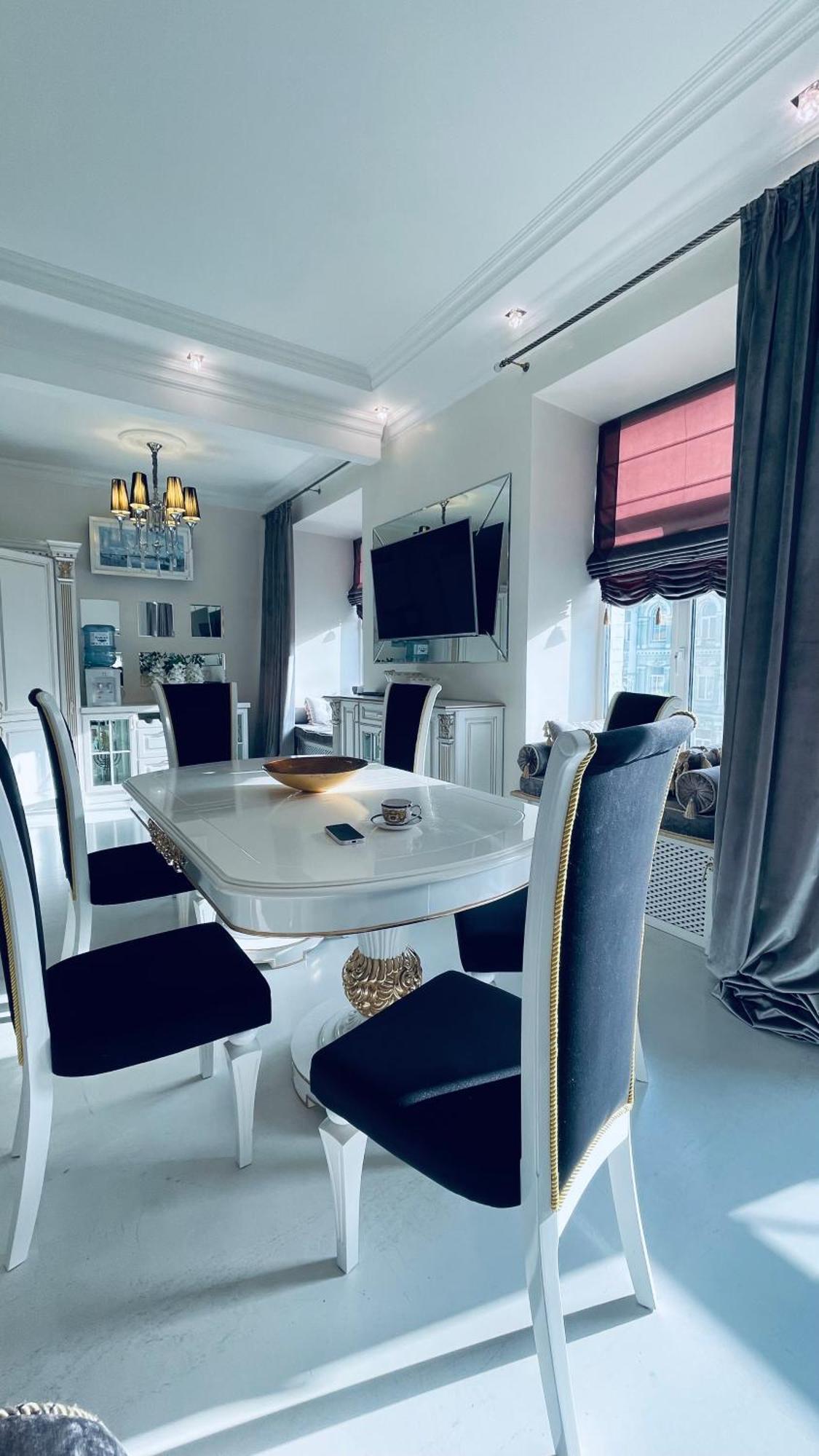 Luxury Design Apartments In The Center Of Kiev Экстерьер фото