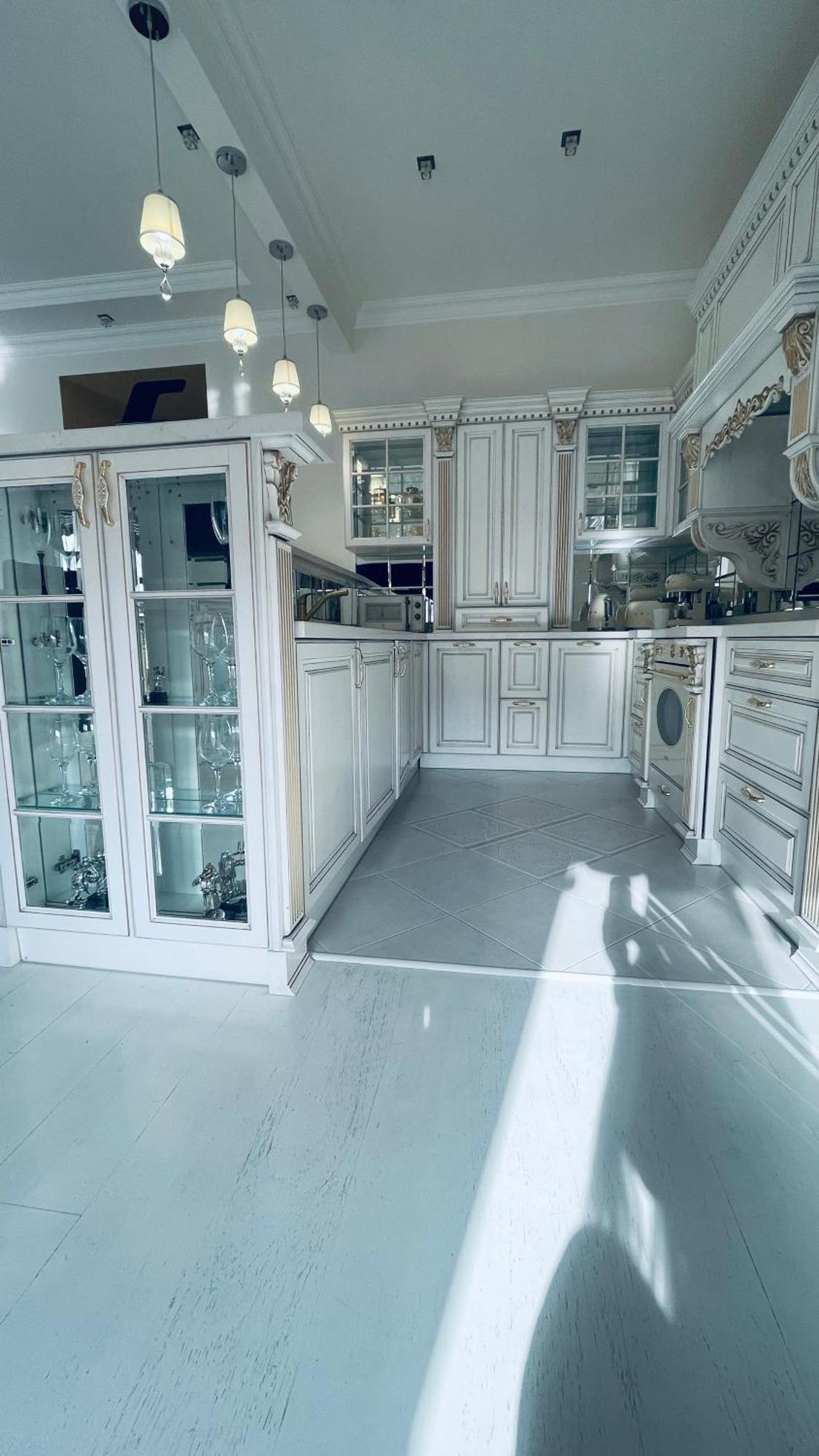Luxury Design Apartments In The Center Of Kiev Экстерьер фото